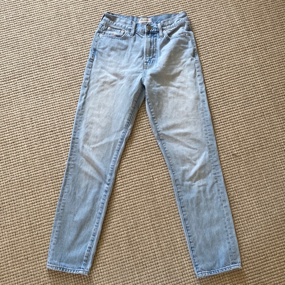 light wash madewell jeans